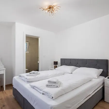 Appartement With Parking Space Vantacici, Krk - 25536 *