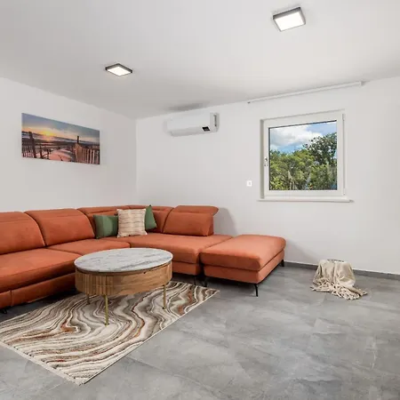 With Parking Space Vantacici, Krk - 25536 Apartment *